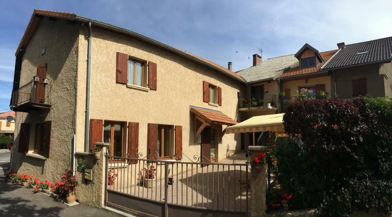 La Maison De Valentine Jarjayes Εξωτερικό φωτογραφία